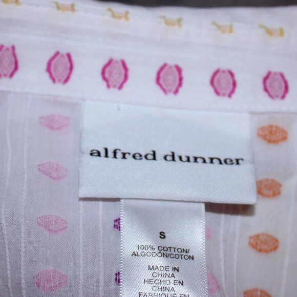 Alfred Dunner size small button up blouse. NWT - Picture 5 of 5